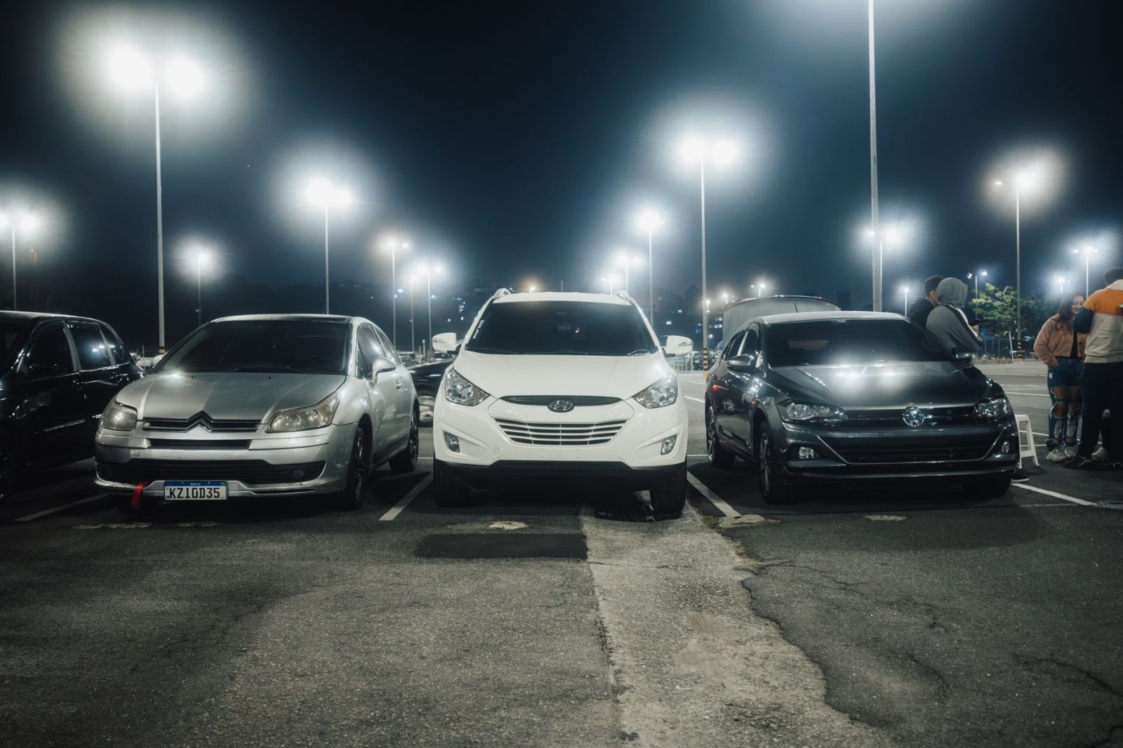Ochranná plachta na auto: Na čo sa zamerať pri výbere
